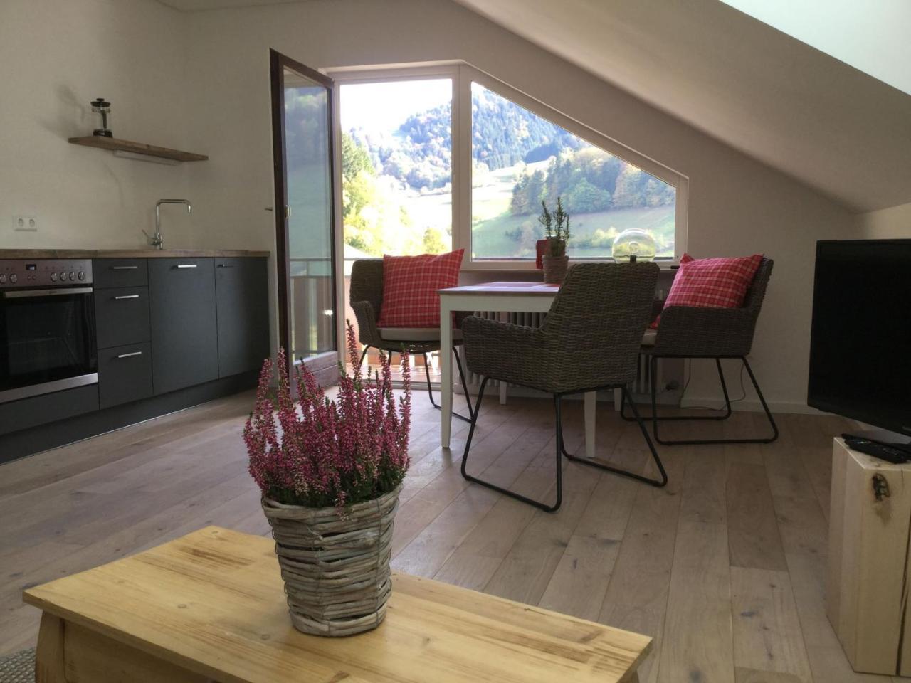 Erikas Haus Apartment Münstertal Exterior foto